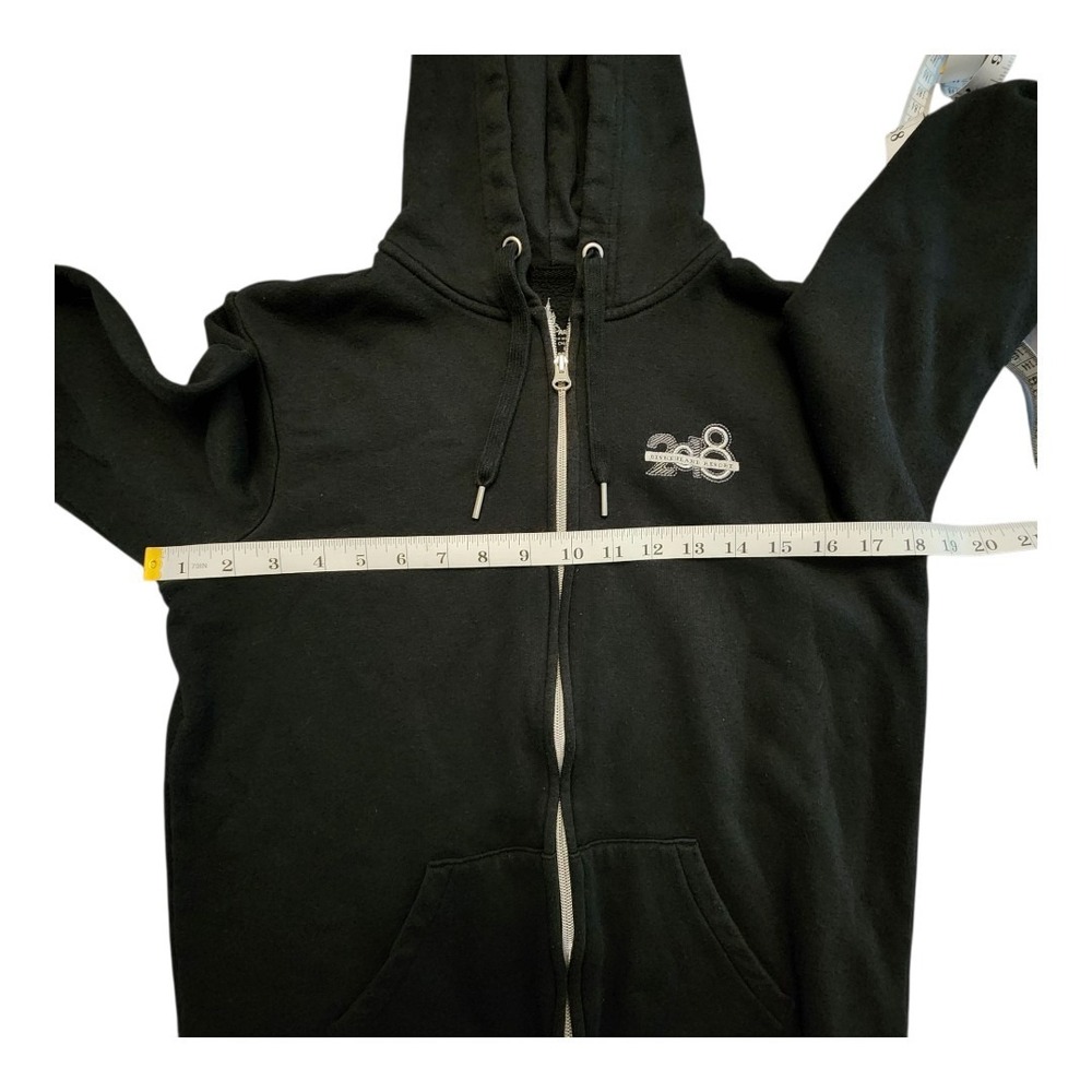 Walt Disney World Parks 2018 Black Hoodie Jacket Cinderella Castle Medium Pocket - Picture 5 of 7